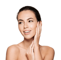 Fille-souriente-avec-une-belle-peau